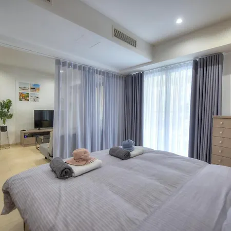 Elegant One Bedroom With Terrace In Uptown Portomaso Ddif1-4 *