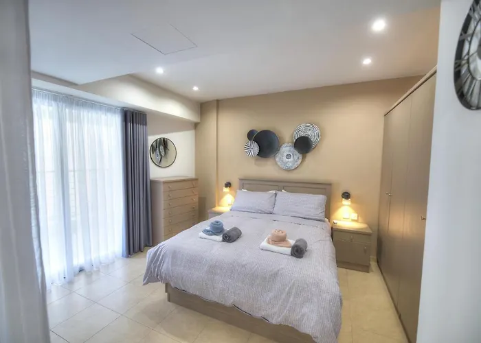 Lägenhet Elegant One Bedroom With Terrace In Uptown Portomaso Ddif1-4