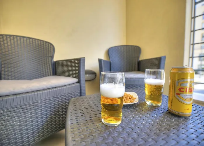 Lägenhet Elegant One Bedroom With Terrace In Uptown Portomaso Ddif1-4